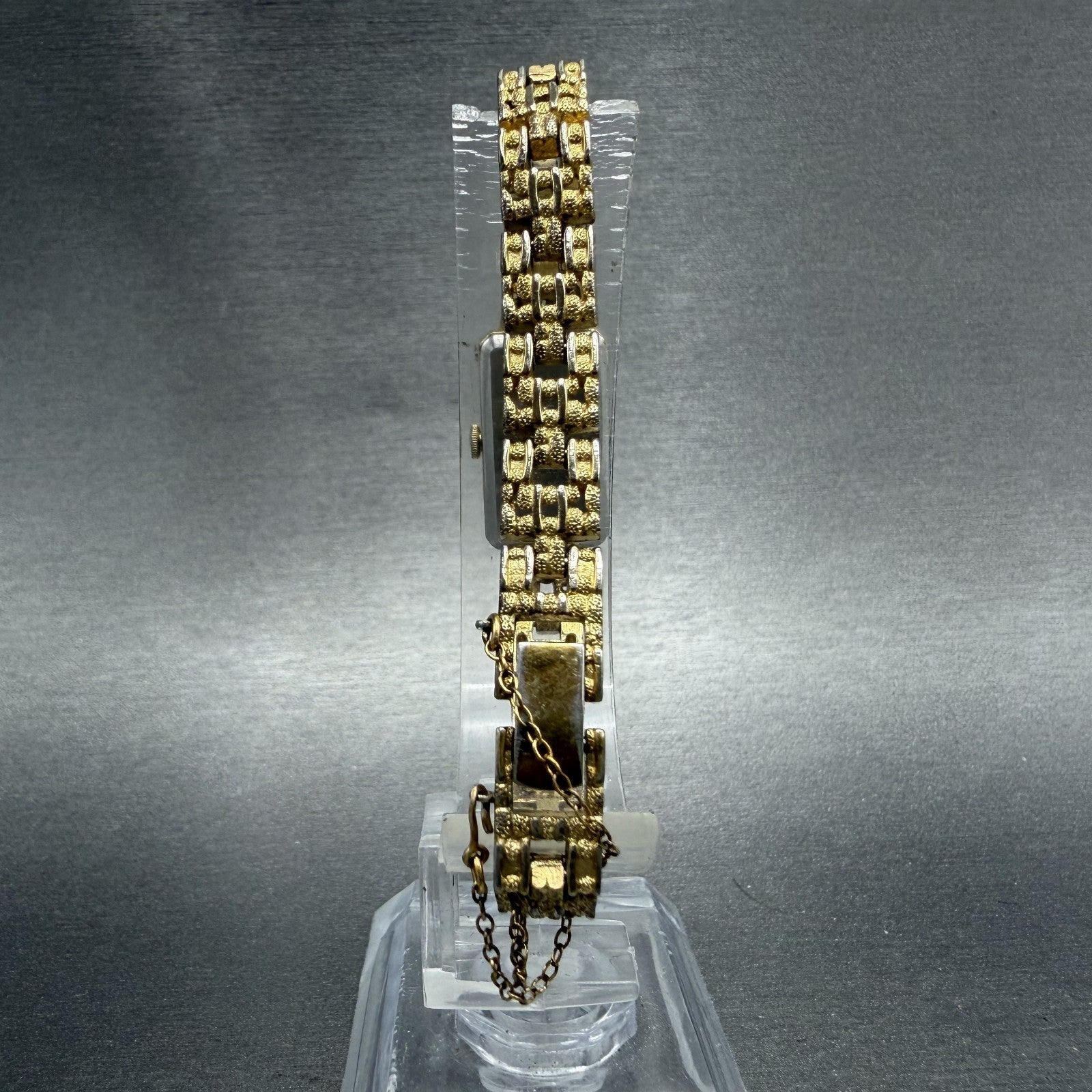 Seiko Tank Watch Women 13mm Black Dial Gold Tone Rectangle 13205249 New Battery7