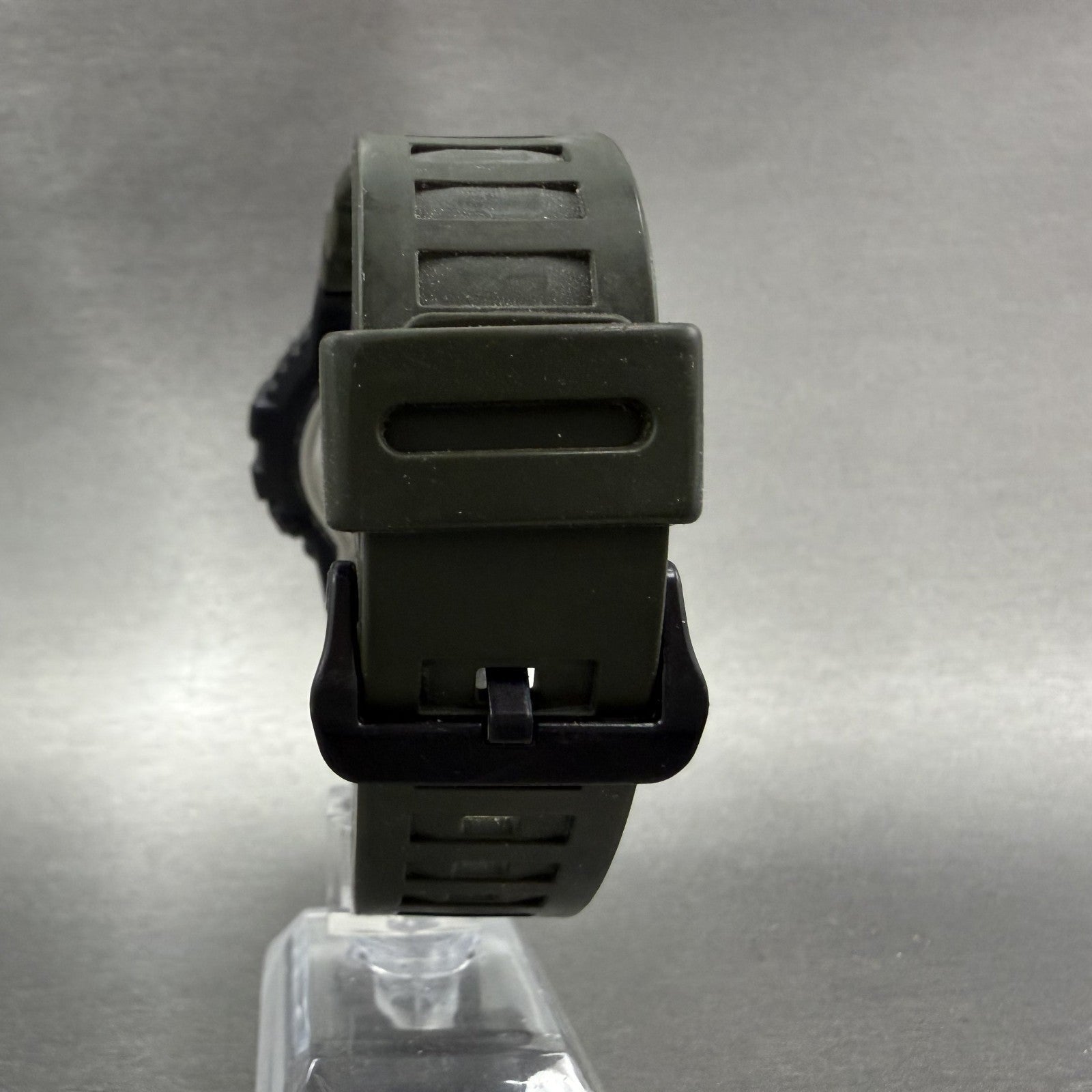 Casio Illuminator Watch Men 48mm Analgo Digital Black Green Alarm Chrono New Bat7