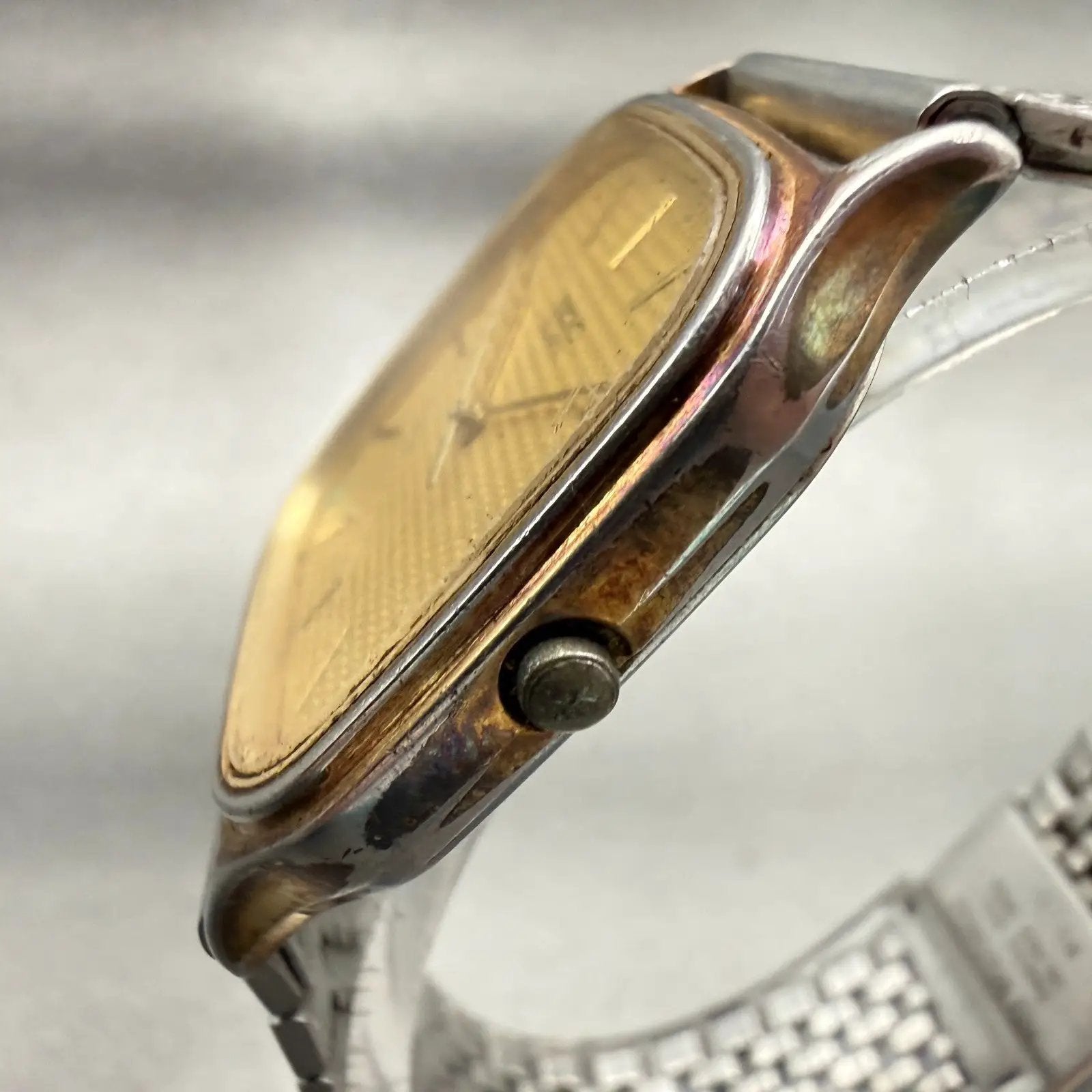 Seiko Watch Men 30mm Gold Dial Two Tone Rectangle 9021-5160 New Battery Vintage2
