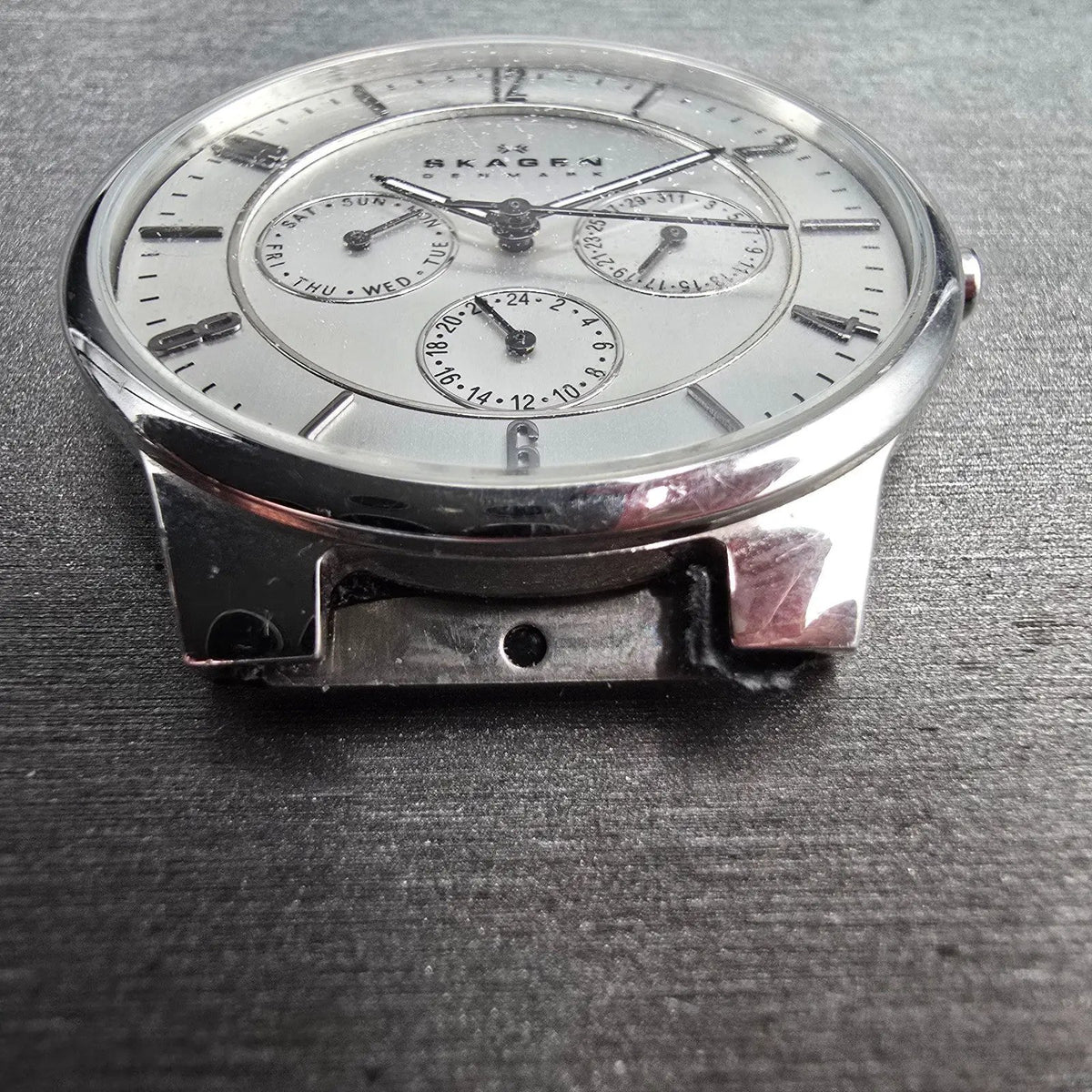 Skagen Watch Men 38mm Silver Dial Silver Tone Daydate 331XLSLC4 New Battery READ4
