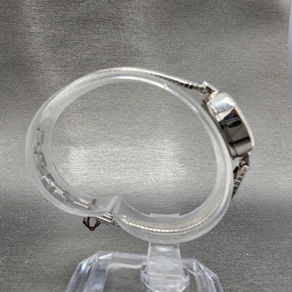 Wittnauer Geneve Watch Women 17mm Silver Dial Silver Tone NOS Oval Manual Wind9