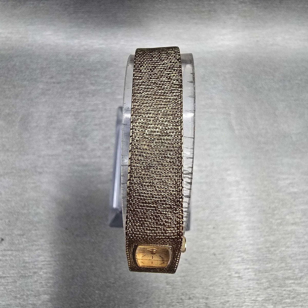 Seiko Tank Watch Women 12mm Gold Dial Gold Tone Rectangle 1320-5039 New Battery4