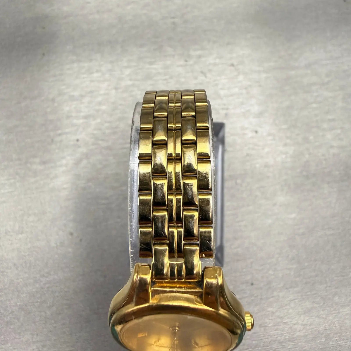 48304852