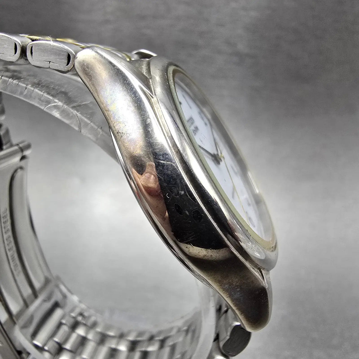 Citizen Eco-Drive Watch Men 35mm White Dial Two Tone Date Round 7821-L16975 Runs3