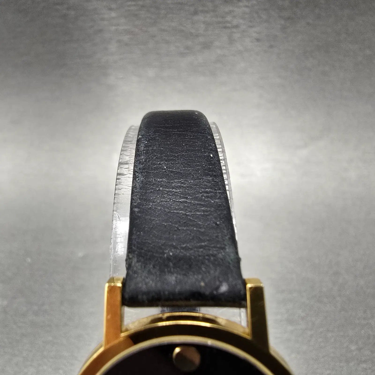 Movado Muesem Watch Women 25mm Black Dial Gold Tone Round 87 A1 832 PARTS5