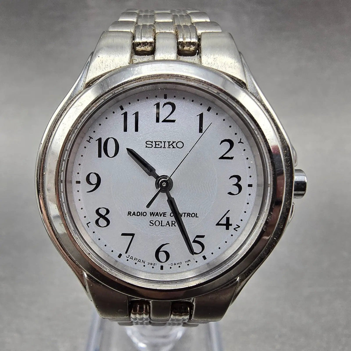 Seiko Solar Watch Women 29mm White Dial Silver Atomic Round 3B21-0AF0 READ!!!0