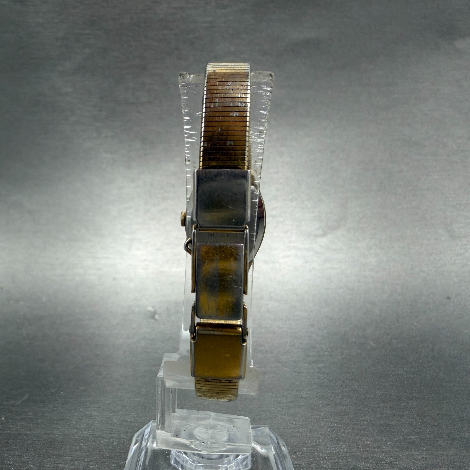 Seiko Watch Women 18mm Champagne Dial Gold Tone Round 1400-8010 New Battery VTG7