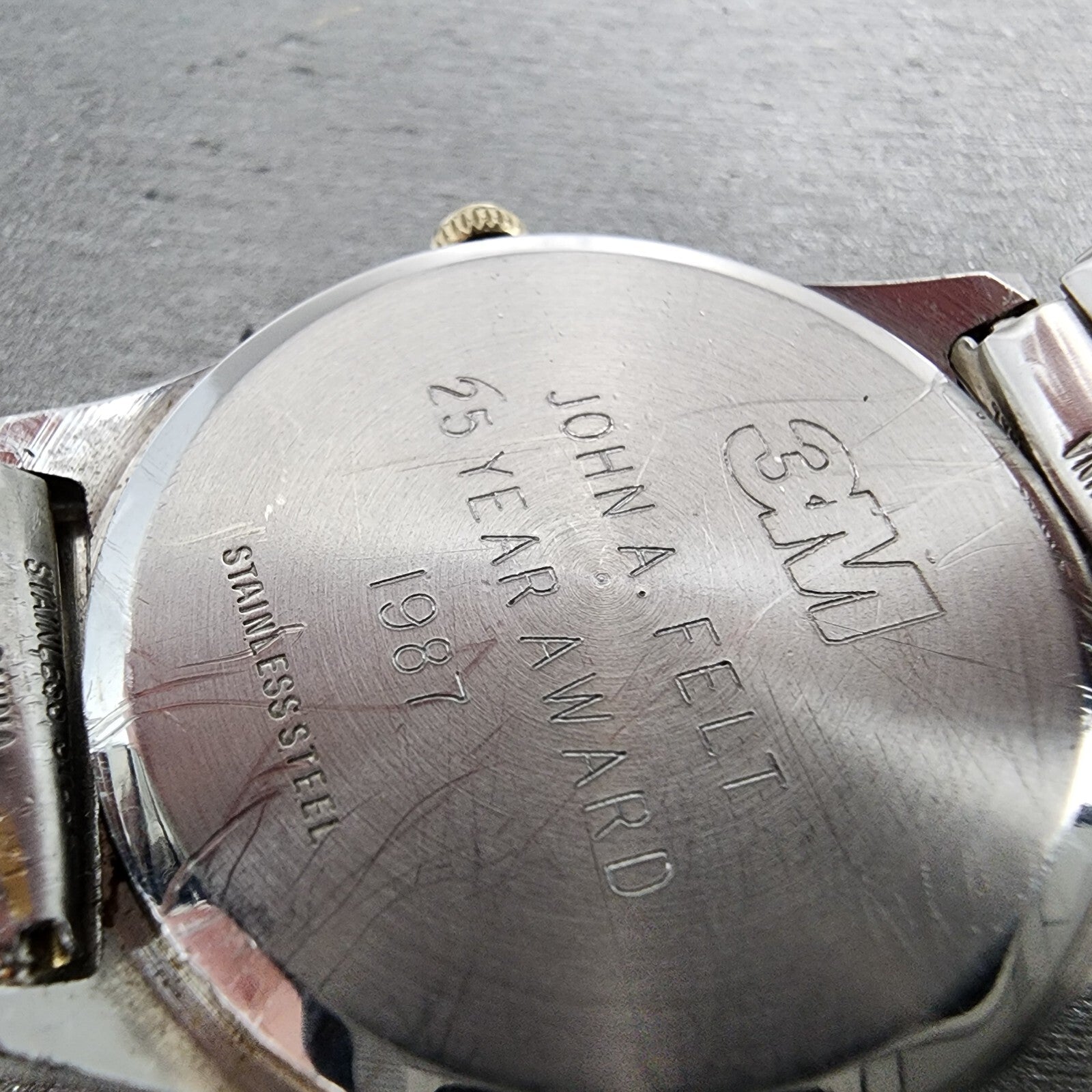 Longines Watch Men 33mm Gold Dial Two Tone Date Round PARTS10