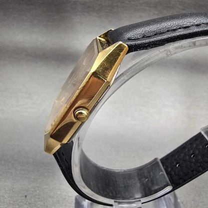 Seiko Tank Watch Men 28mm Gold Dial Gold Tone Date Rectangle 6532-5079 New Batt2