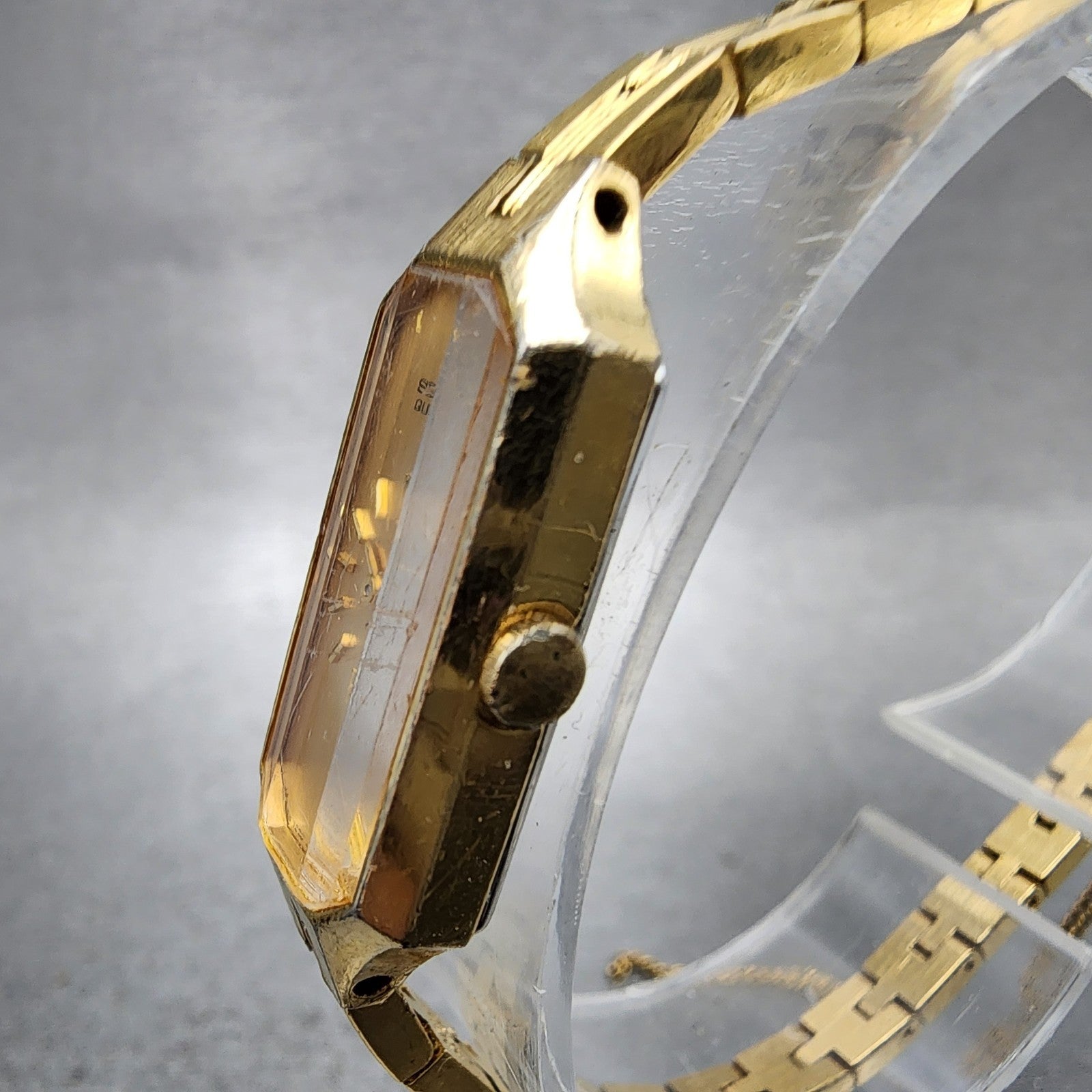Seiko Watch Women 13mm Gold Dial Gold Tone Octagon 13205989 New Battery2