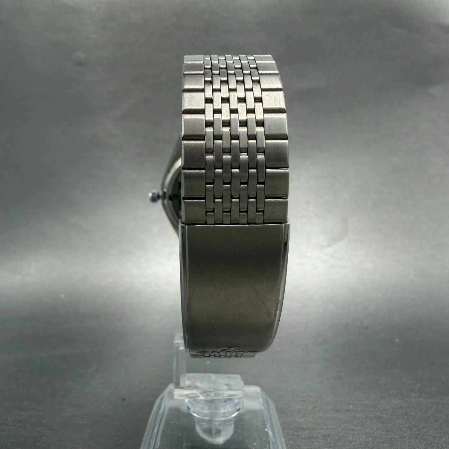 Seiko SQ Watch Men 35mm Silver Dial Silver Tone Daydate Round 8123 PARTS8