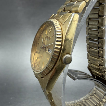 Seiko SQ Watch Women 24mm Gold Dial Gold Tone Daydate Round 3E23-0A60 NewBatt 5V2