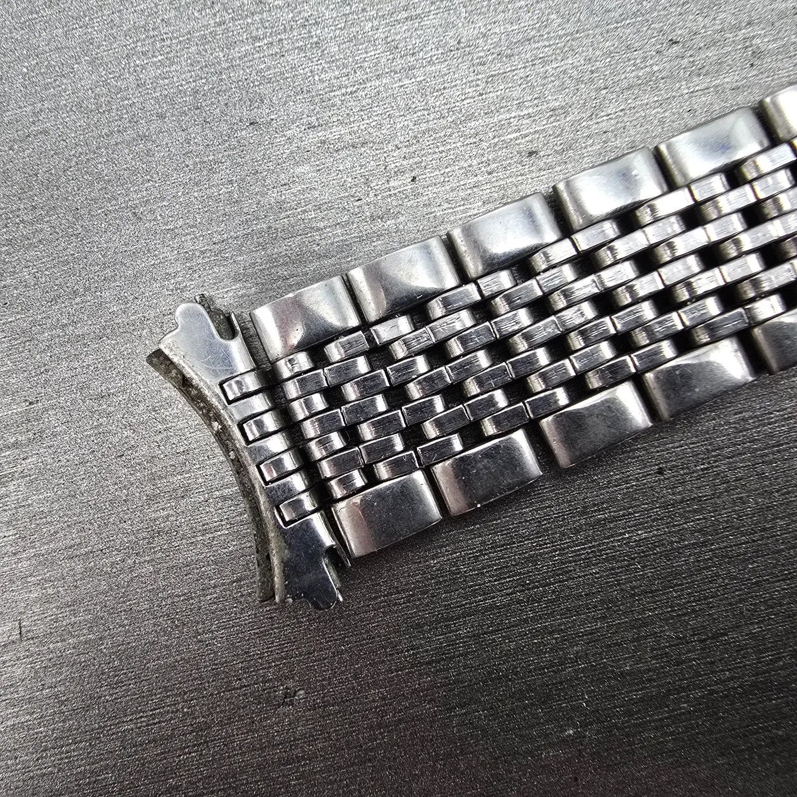 Seiko Beads Of Rice Bracelet 19mm Stainless Steel Silver Tone Tri Folding ClaspK9