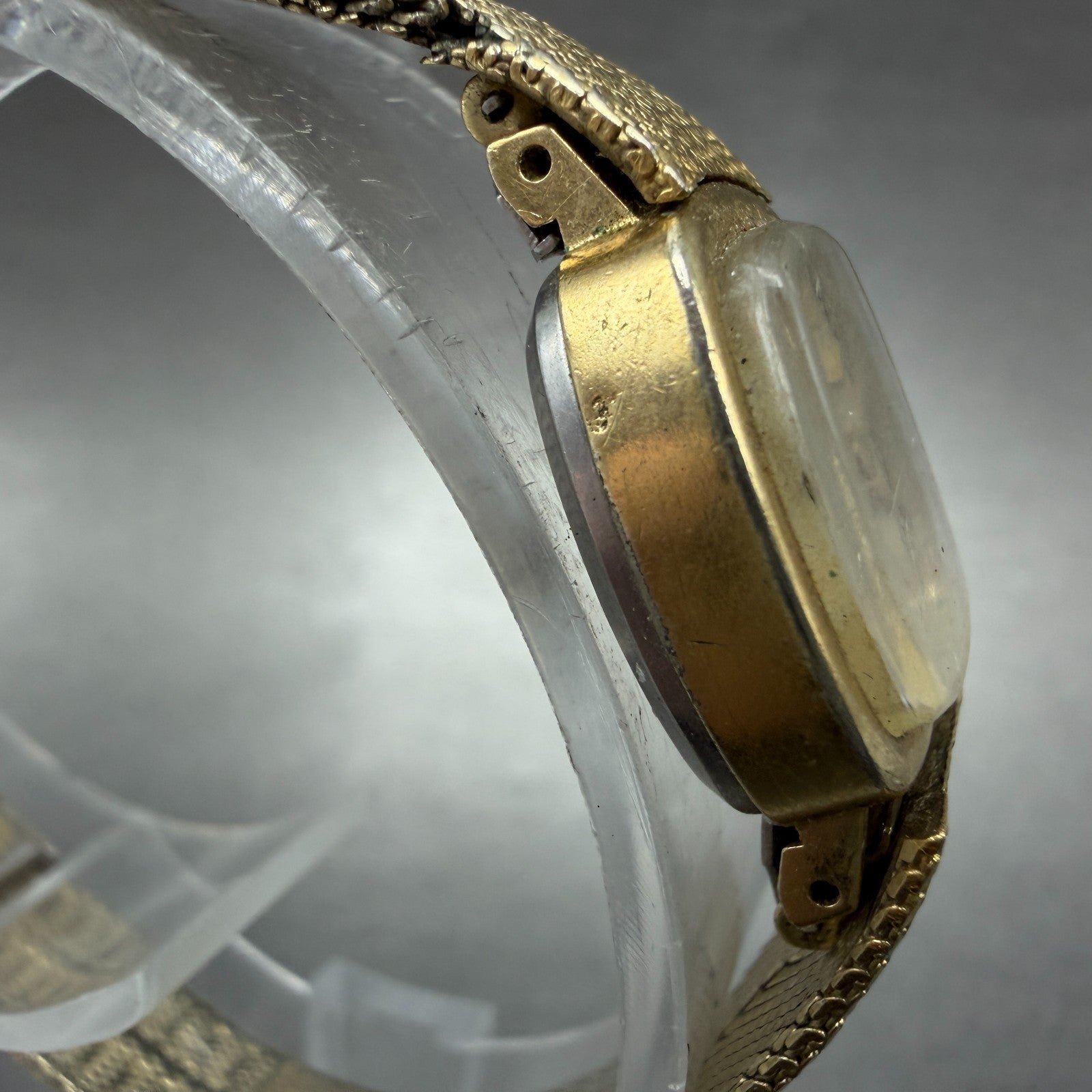 Seiko Watch Women 16mm Champagne Dial Gold Tone Rectangle 11-5189 Manual Runs3