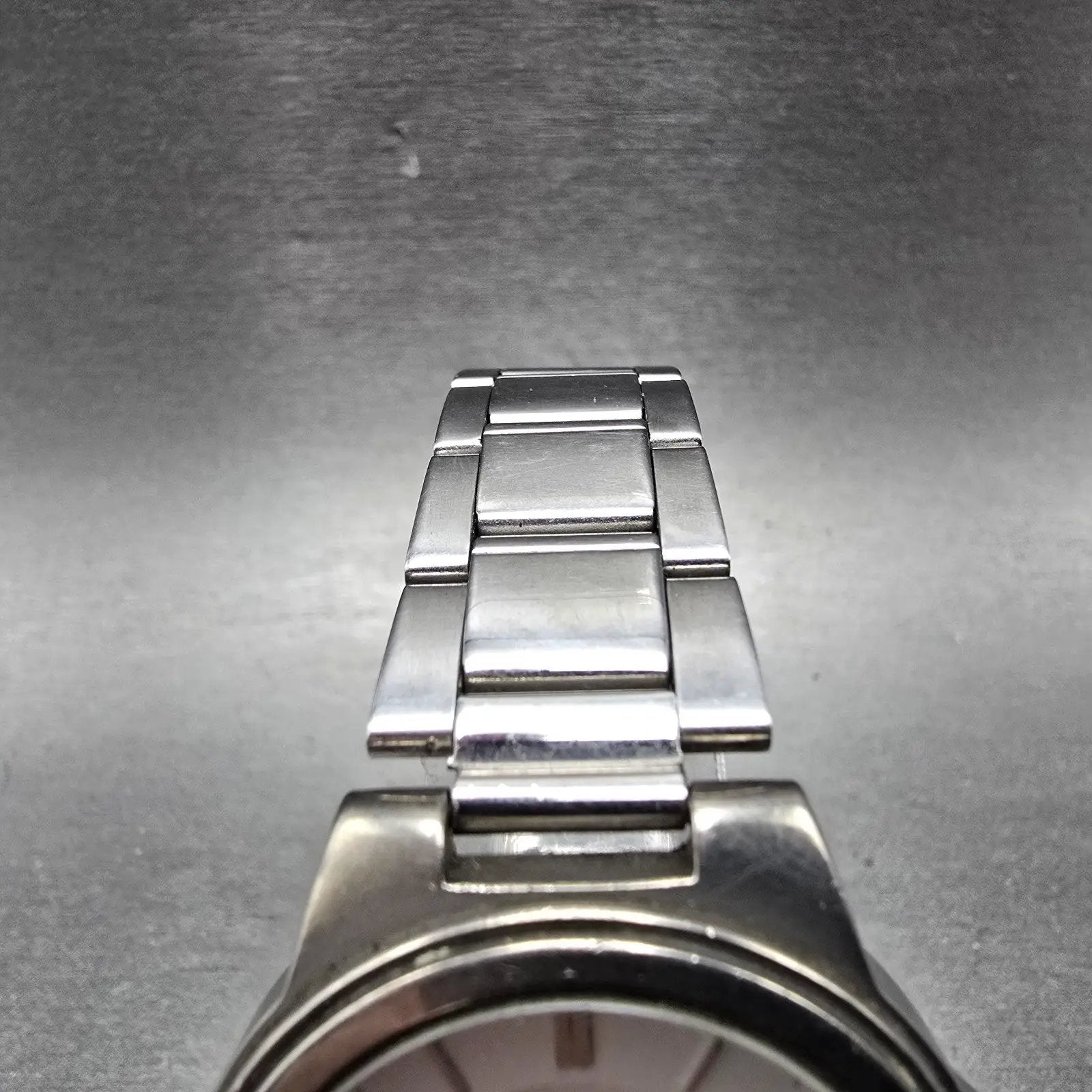 Seiko Alba Titanium Watch Men 35mm Silver Dial Silver Tone V501-0DN0 New Batt JN4
