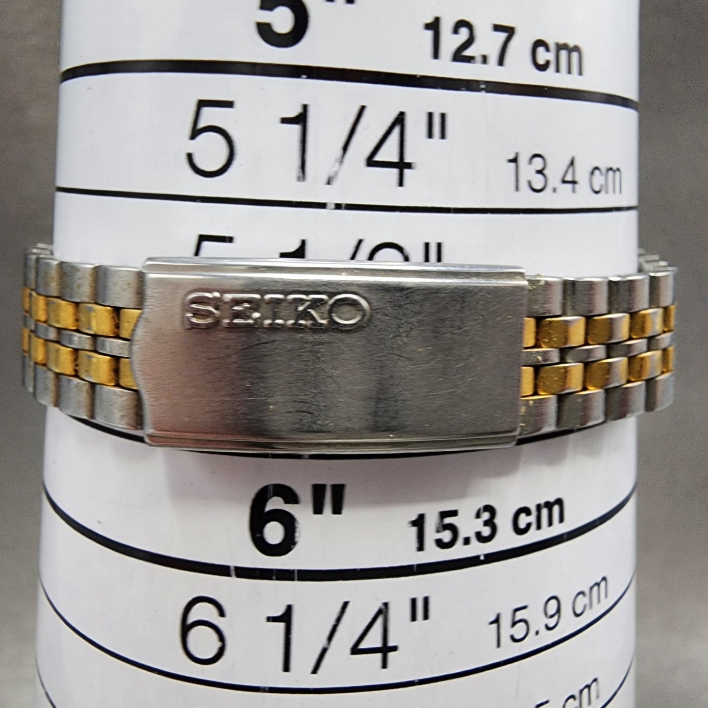 Seiko Watch Women 25mm White Dial Two Tone Daydate 7n430011 Round New BatteryBA11
