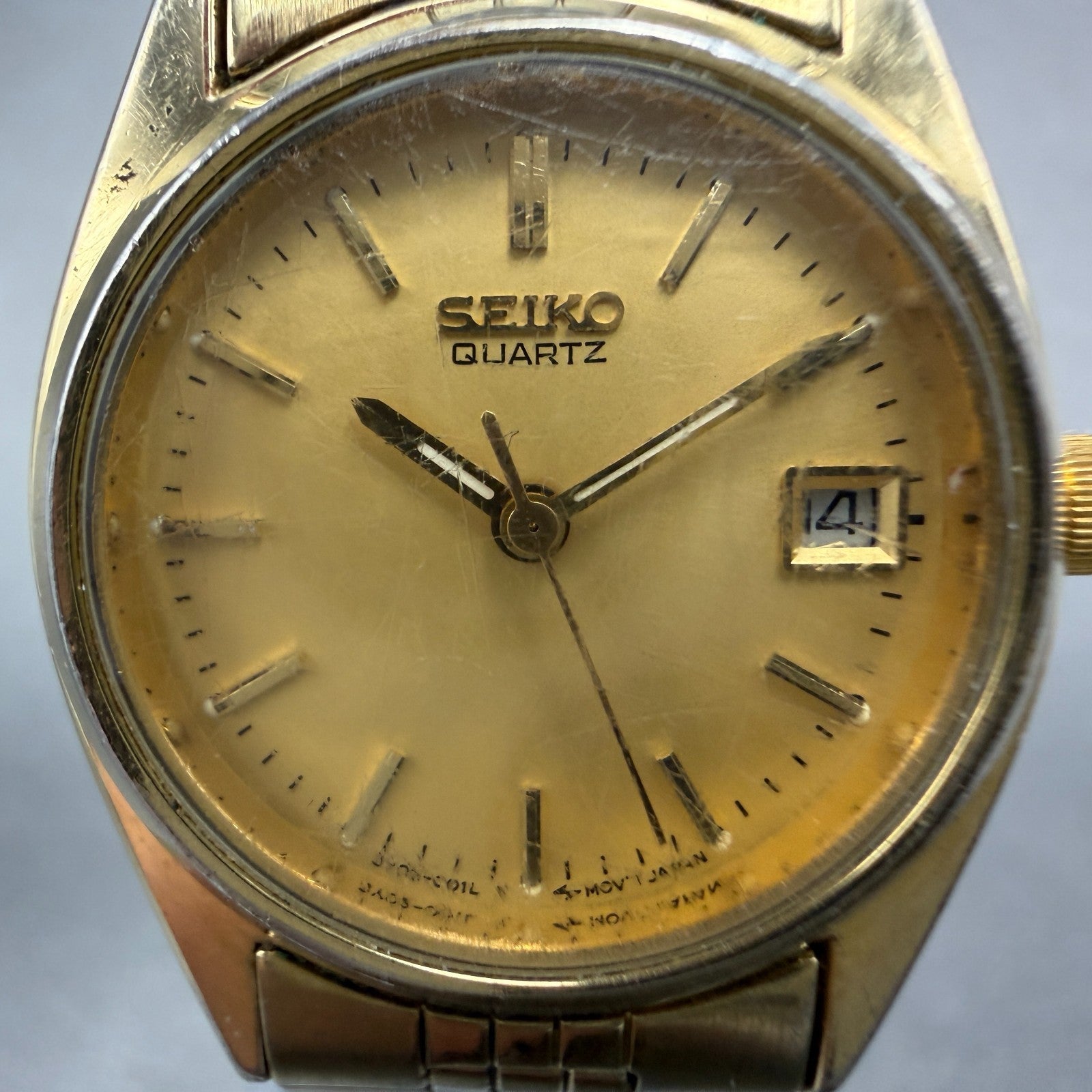 Seiko Watch Women 24mm Gold Dial Gold Tone Date Round 3Y02-0010 New Battery1
