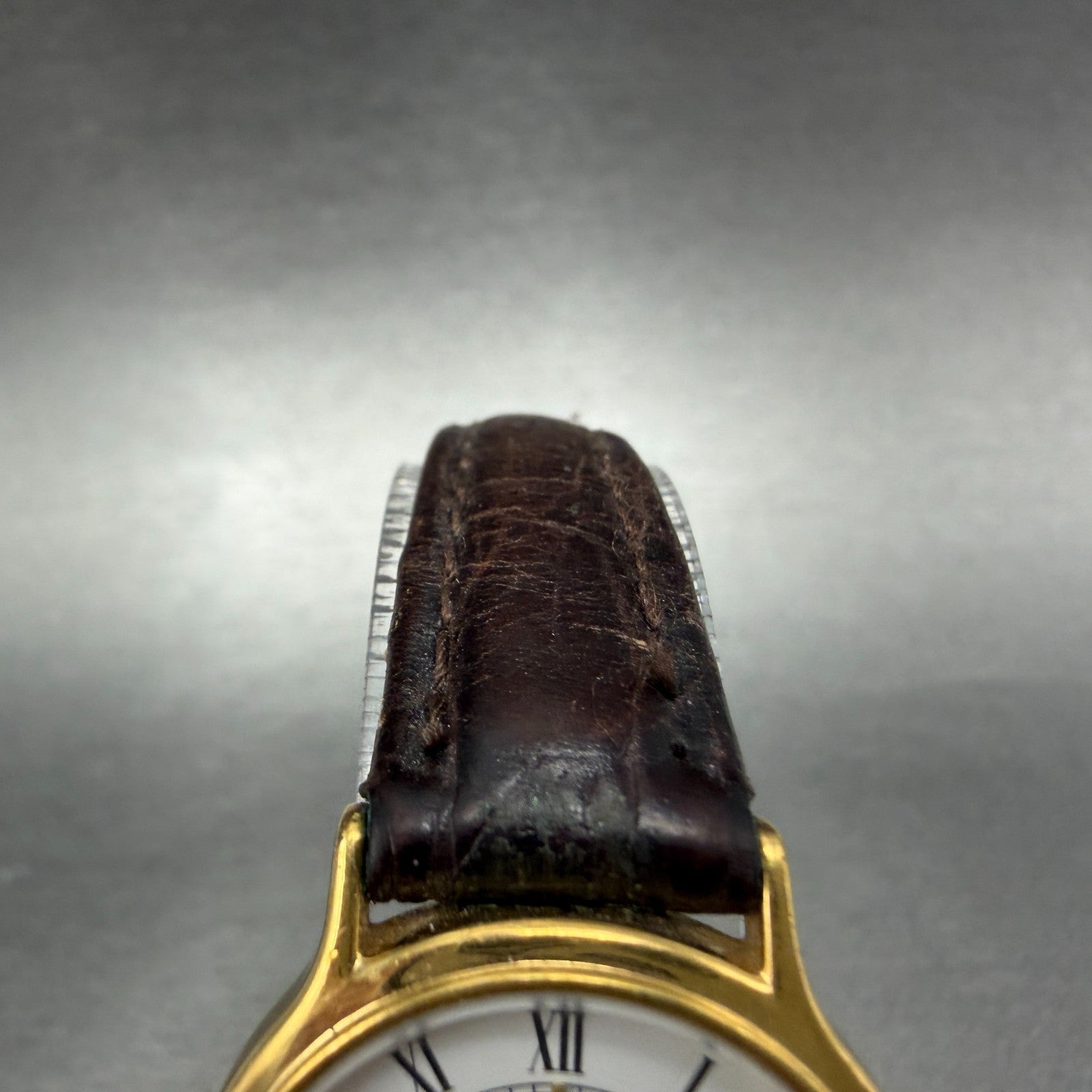 Seiko Watch Women 26mm White Dial Gold Tone Round Vinatge V700-6091 New Battery4