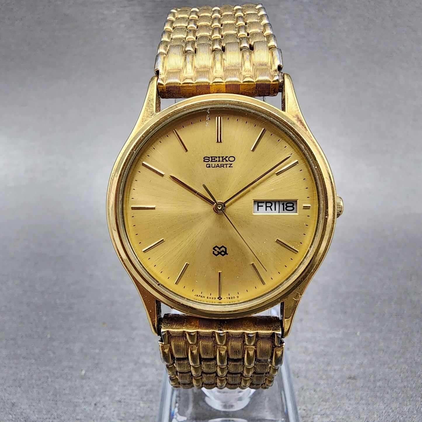 Seiko SQ Watch Men 33mm Champagne Dial Gold Tone Daydate 5h237b09 New Battery0