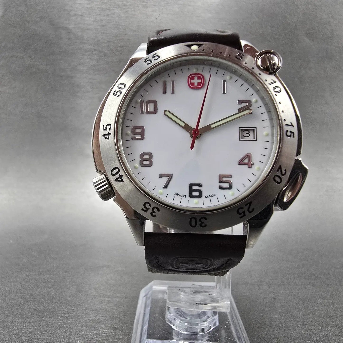 Wenger Compass Watch Men 41mm White Dial Silver Tone Date 7037X New Battery7