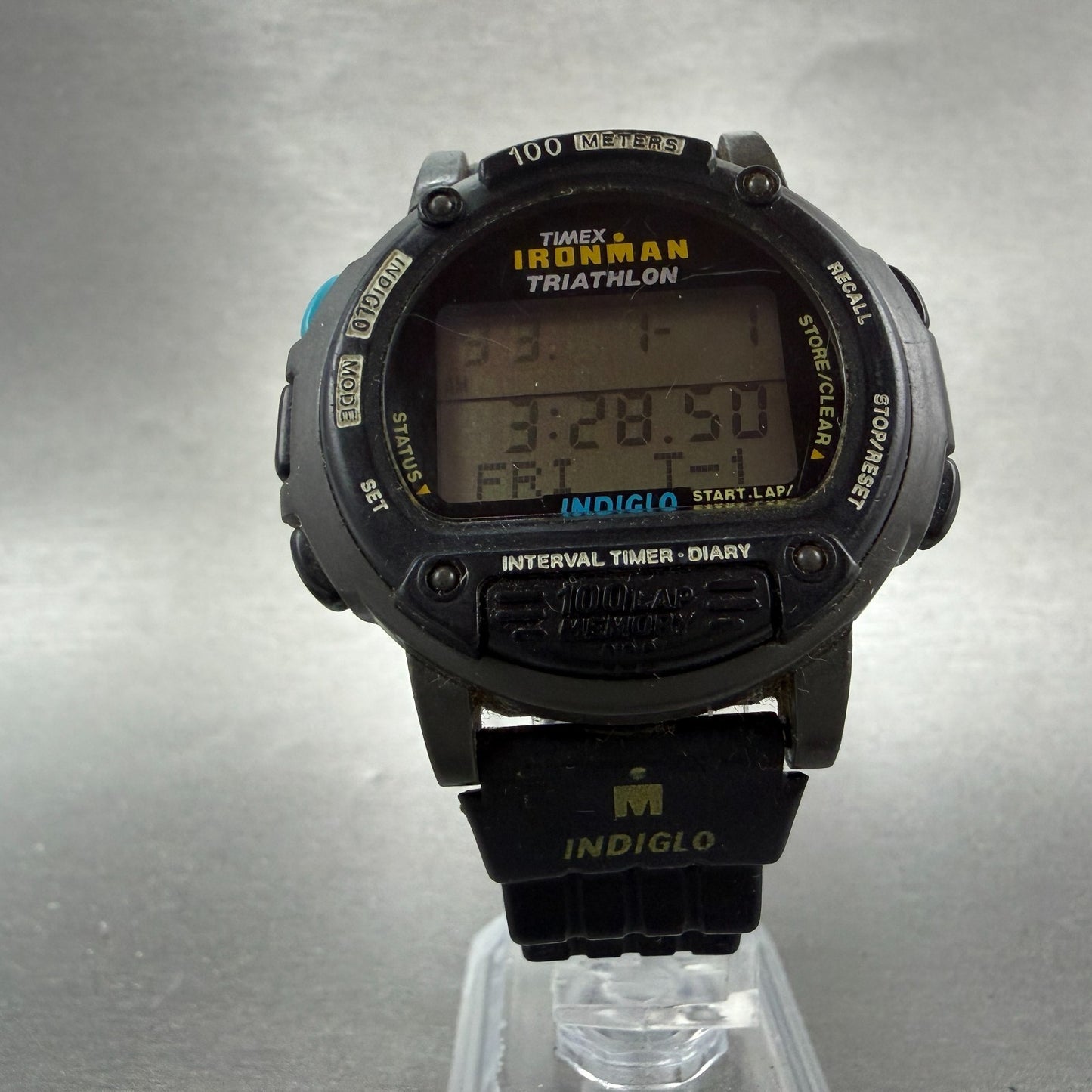 Timex Ironman Triathlon Watch Men 44mm Digital Black Chrono 100 lap READ! Newbat4