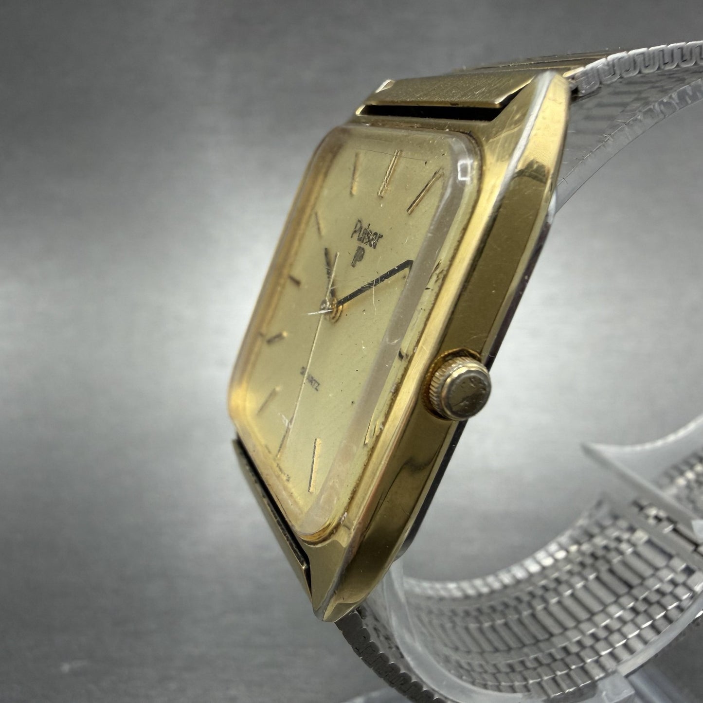 Seiko Pulsar Tank Watch Men 27mm Champagne Dial Gold Tone Y101-5329b New Batt HQ2