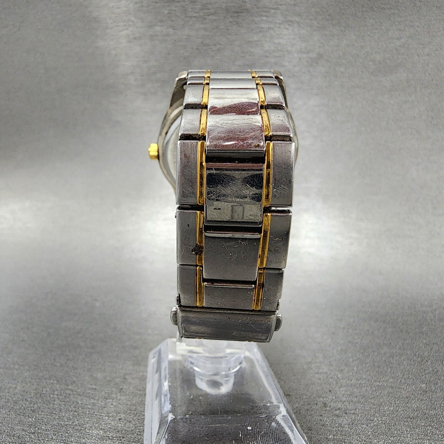 Bulova Caravelle Watch Men 40mm Black Dial two Tone Date Round 45D105 New Batt8