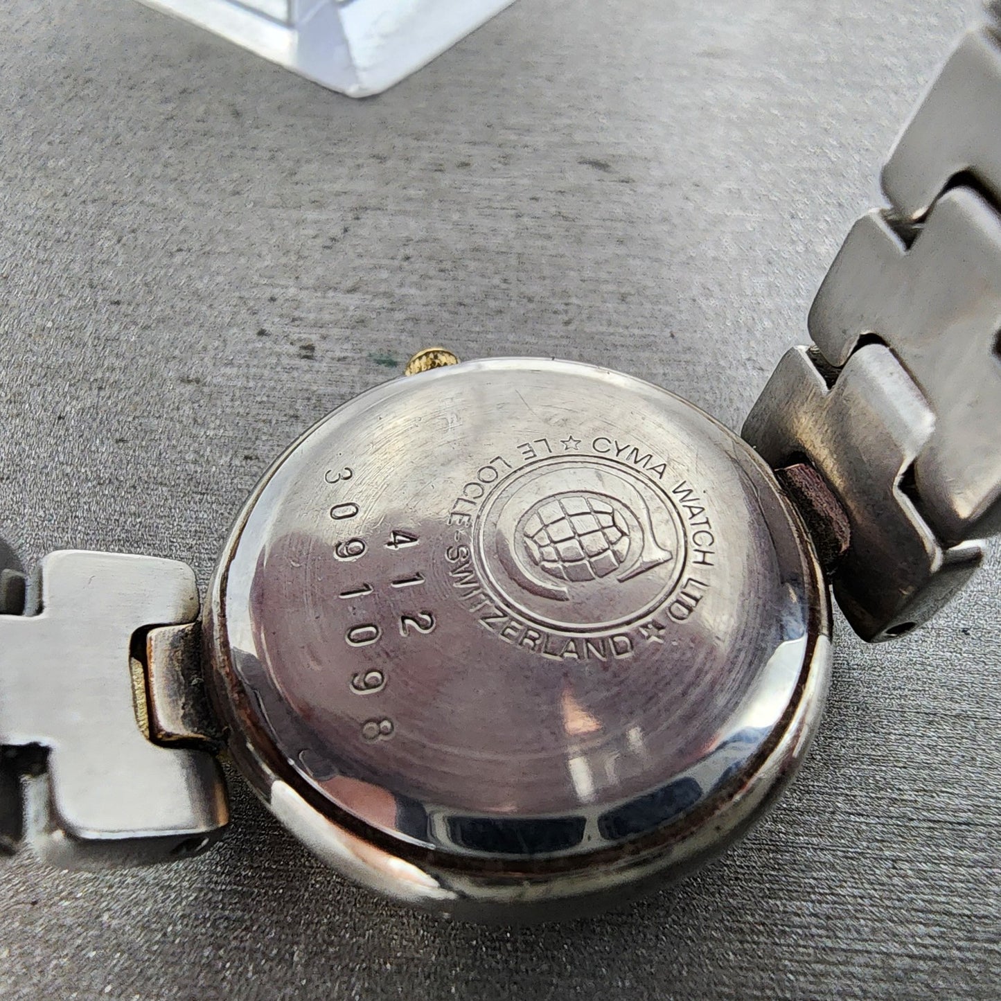 Cyma Sealord Watch Women 24mm Champagne Dial Two Tone Round 412 New Battery9