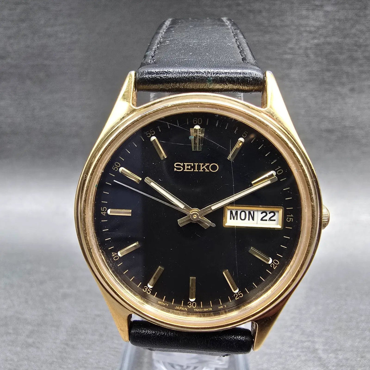 Seiko Watch Men 35mm Black Dial Gold Tone Daydate Round 7N43-8A99 New Battery1