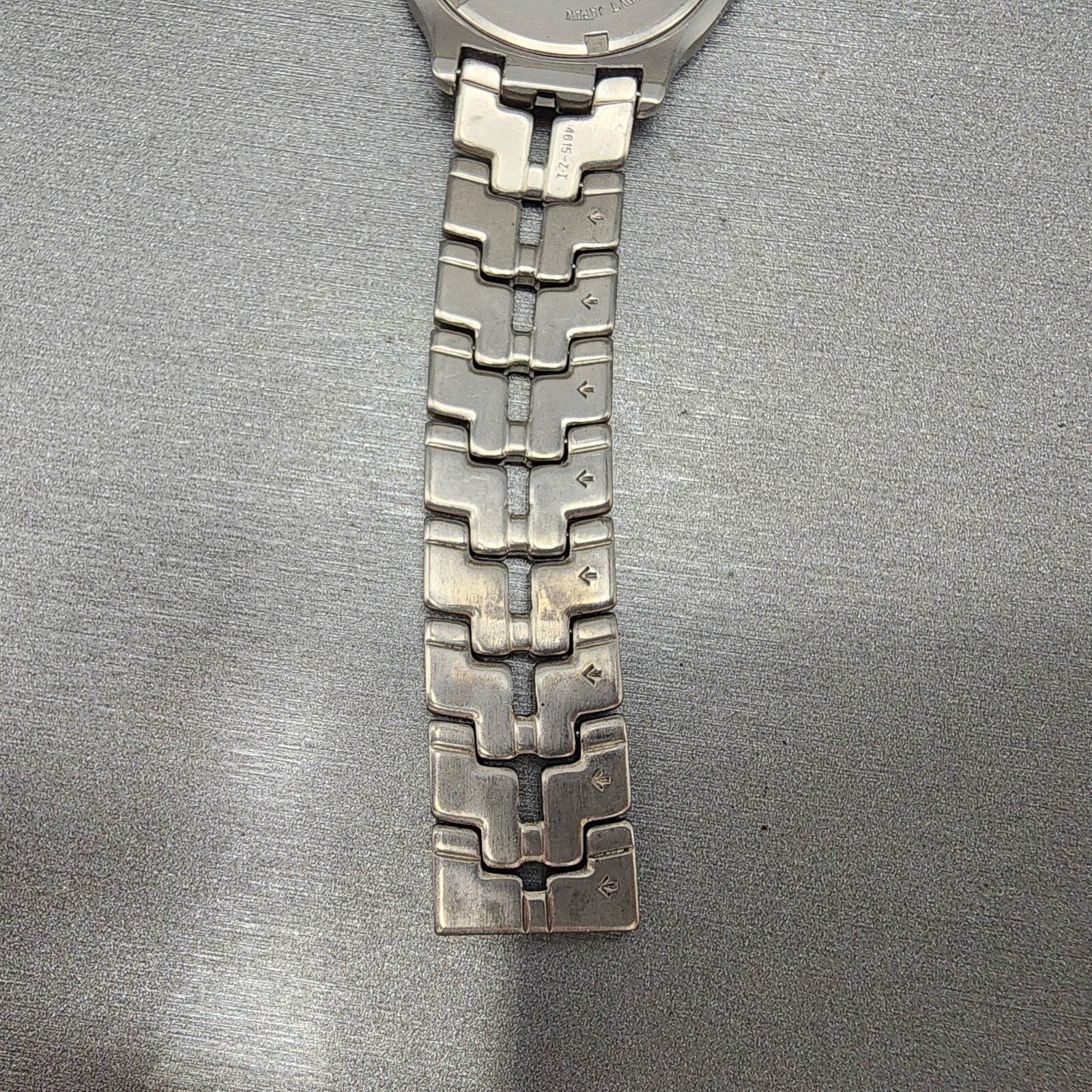 Seiko Titanium Watch Men 35mm Black Dial Gray Tone Date 7n320069 BROKEN BAND10