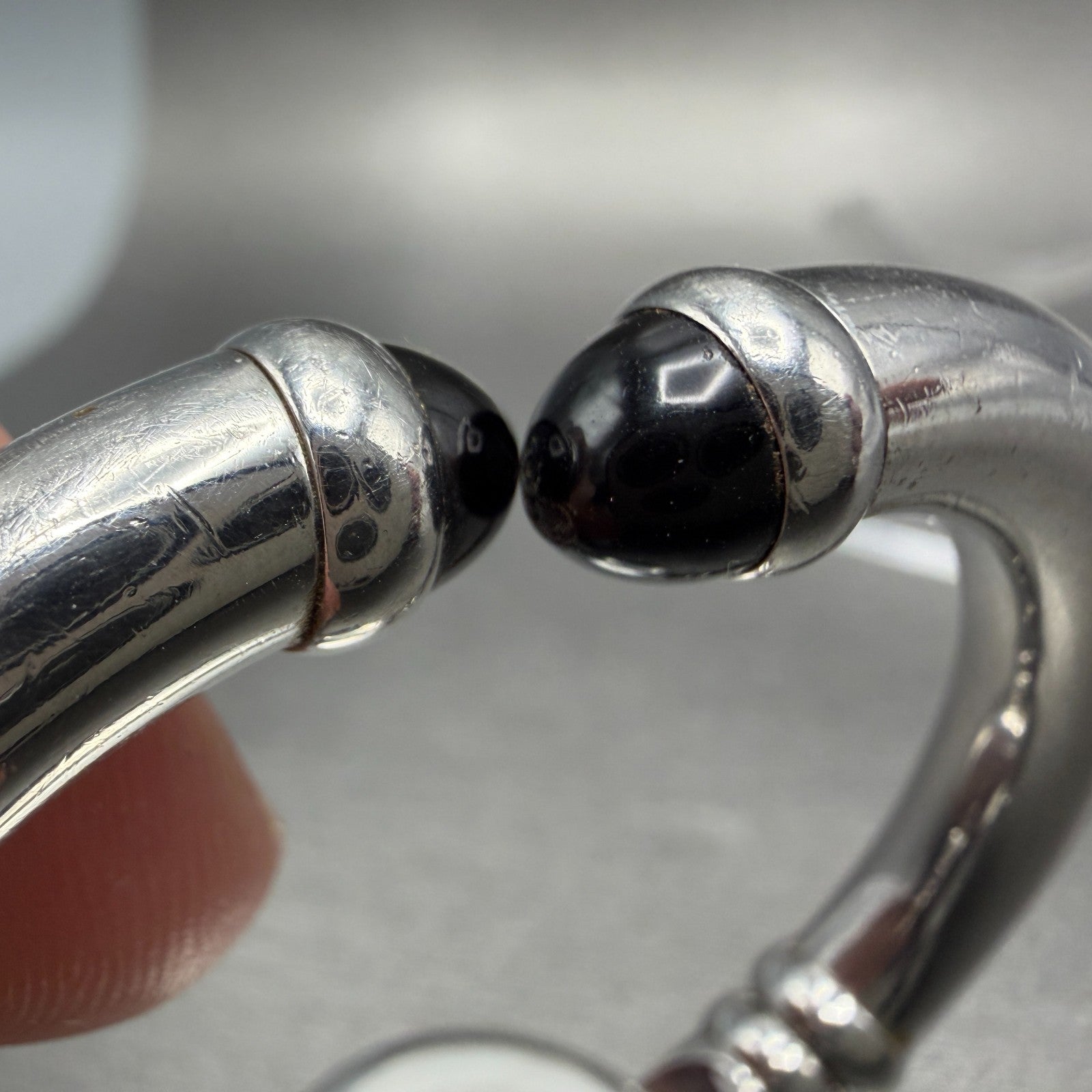 Movado Bareleto Watch Women 24mm Black Dial Stainless Steel Round Bangle NewBatH12