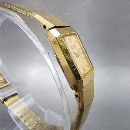 Seiko Tank Watch Women 12mm Champagne Dial Gold Tone 2e206259 New Battery3