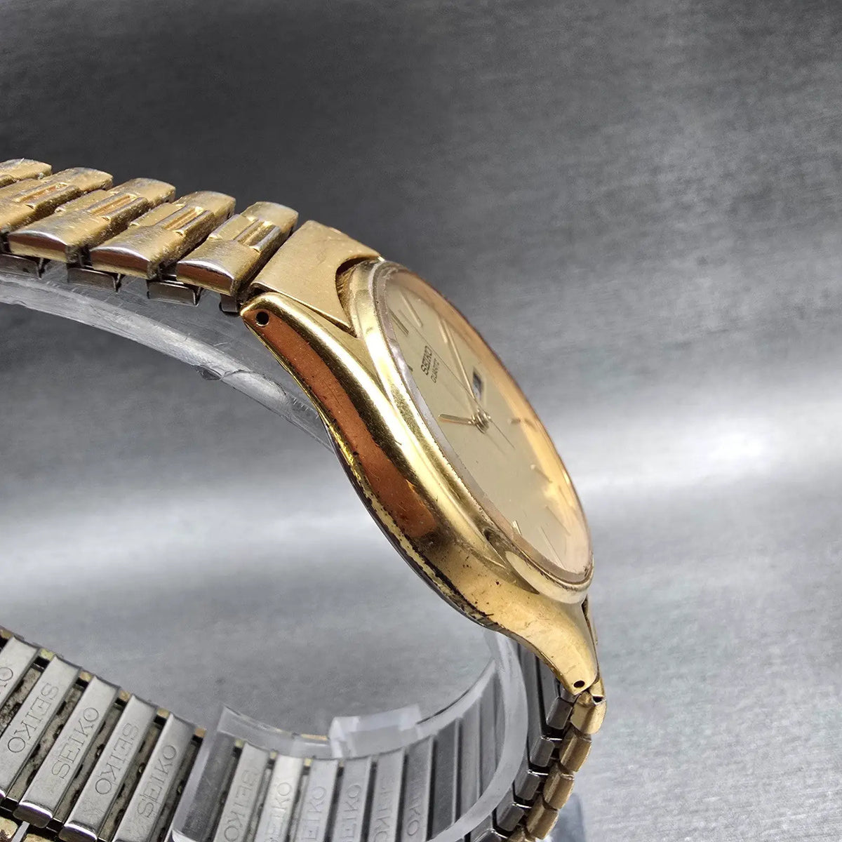 Seiko Watch Men 34mm Champagne Dial Gold Tone Daydate Round 5Y23-8039 New Batt893