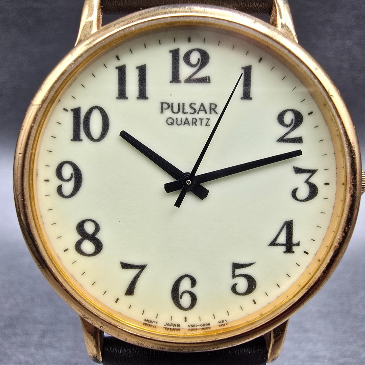 Seiko Pulsar Watch Men 36mm Luminous Dial Gold Tone Round V501-0A50 New Battery1