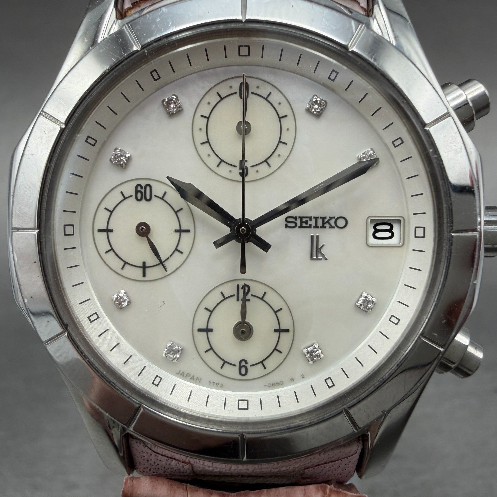Seiko Lukia Chronograph Watch Women 35mm MOP dial Steel Date 7T92-0BV0 New Bat1