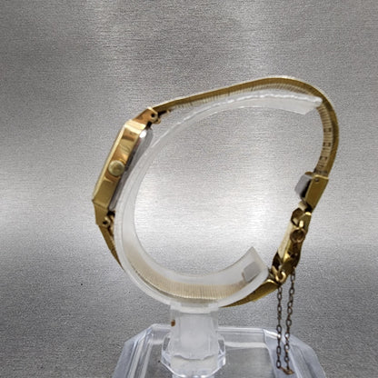 Seiko Tank Watch Women 18mm Gold Dial Gold Tone Rectangle 23205229 New Battery6