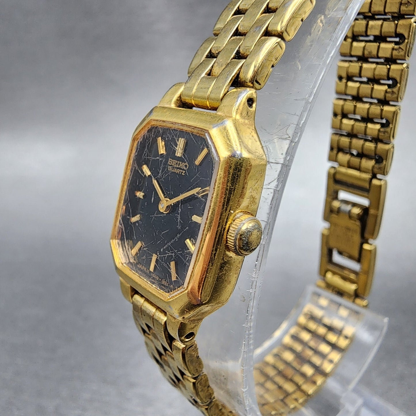 VTG Seiko Watch Women 17mm Black Dial Gold Tone Octagon V4005608 New Battery A12