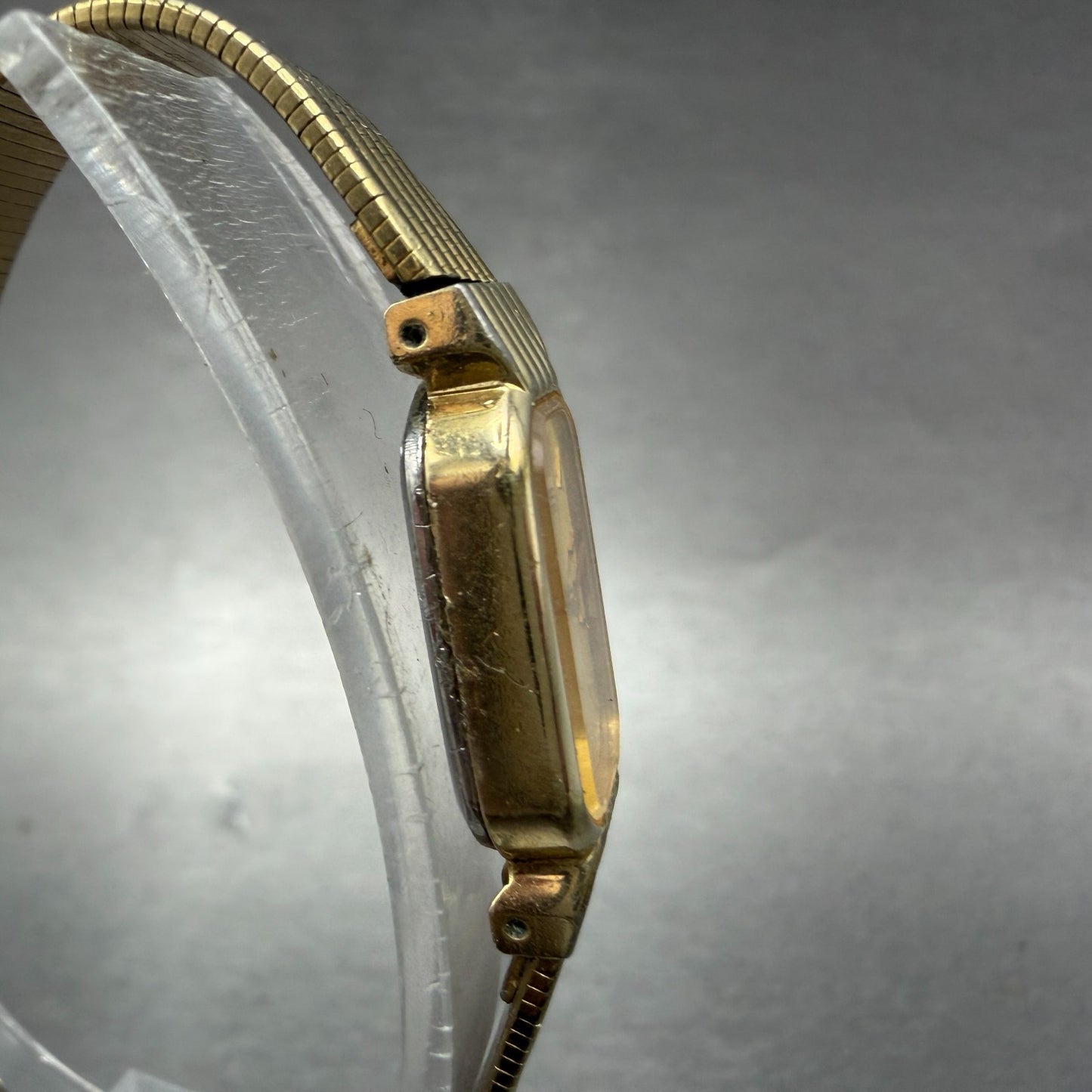 Seiko Tank Watch Women 13mm Champagne Dial Gold Tone 2e20-6019 New Battery UJH3