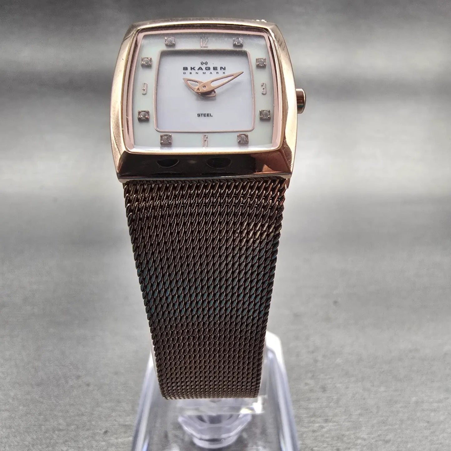 Skagen Denmark Watch Women 21mm MOP Dial Rose Gold Rectangle 380XSRR New Battery5