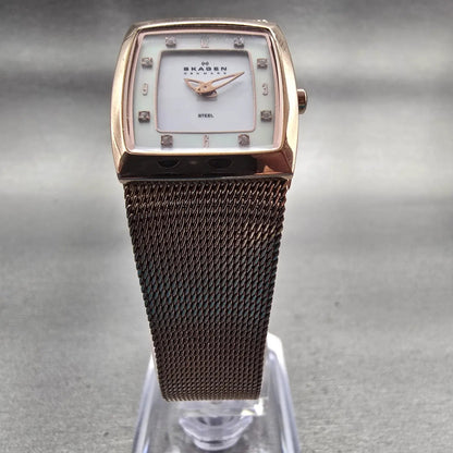 Skagen Denmark Watch Women 21mm MOP Dial Rose Gold Rectangle 380XSRR New Battery5