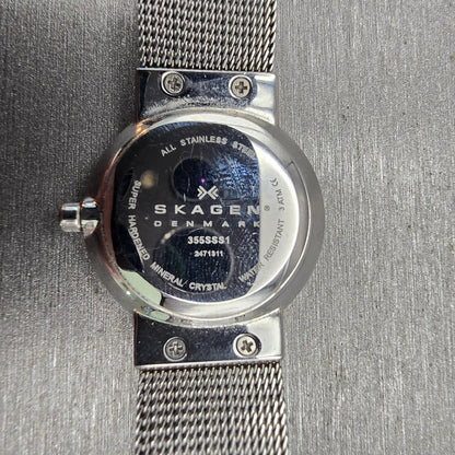 Skagen Watch Women 26mm Silver Dial Silver Tone Date Round  355SSS1 New Battery10