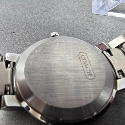 Coach W516 Watch Women 34mm White Dial Silver Tone Date Round PARTS LOOSE HANDS10