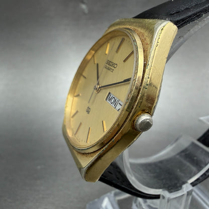Seiko SQ Watch Men 31mm Champagne Dial Gold Tone Daydate 8223-7099 New Battery52