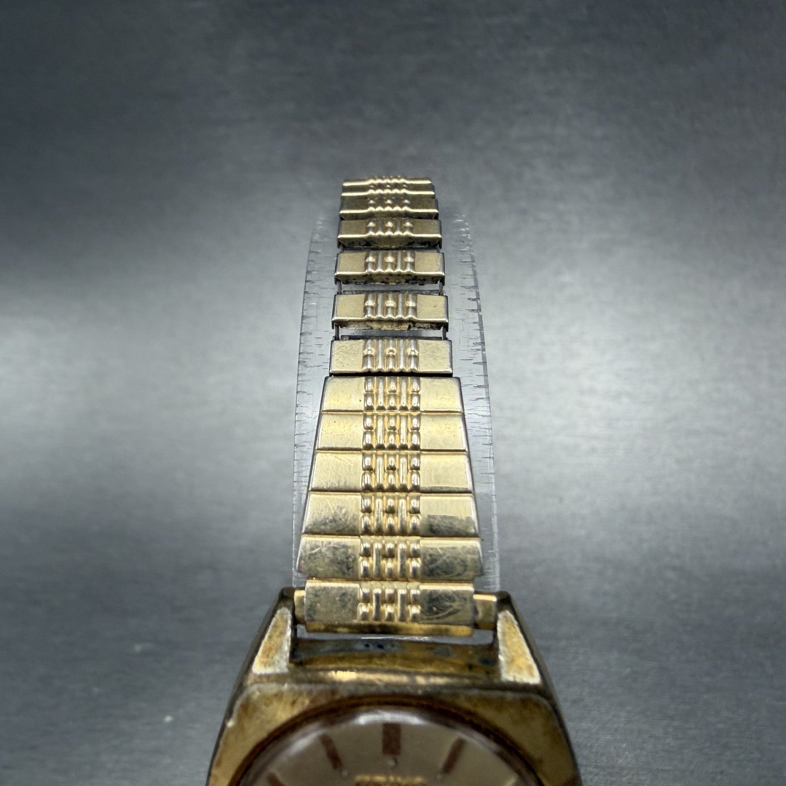 Seiko Automatic Watch Women 24mm Champagne Dial gold Tone Daydate 2906-0140 Runs4
