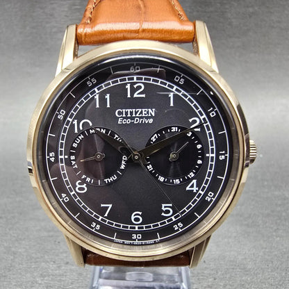 Citizen Eco-Drive Watch Men 42mm Black Dial Gold Tone Daydate 8635-S079764 RunsL0