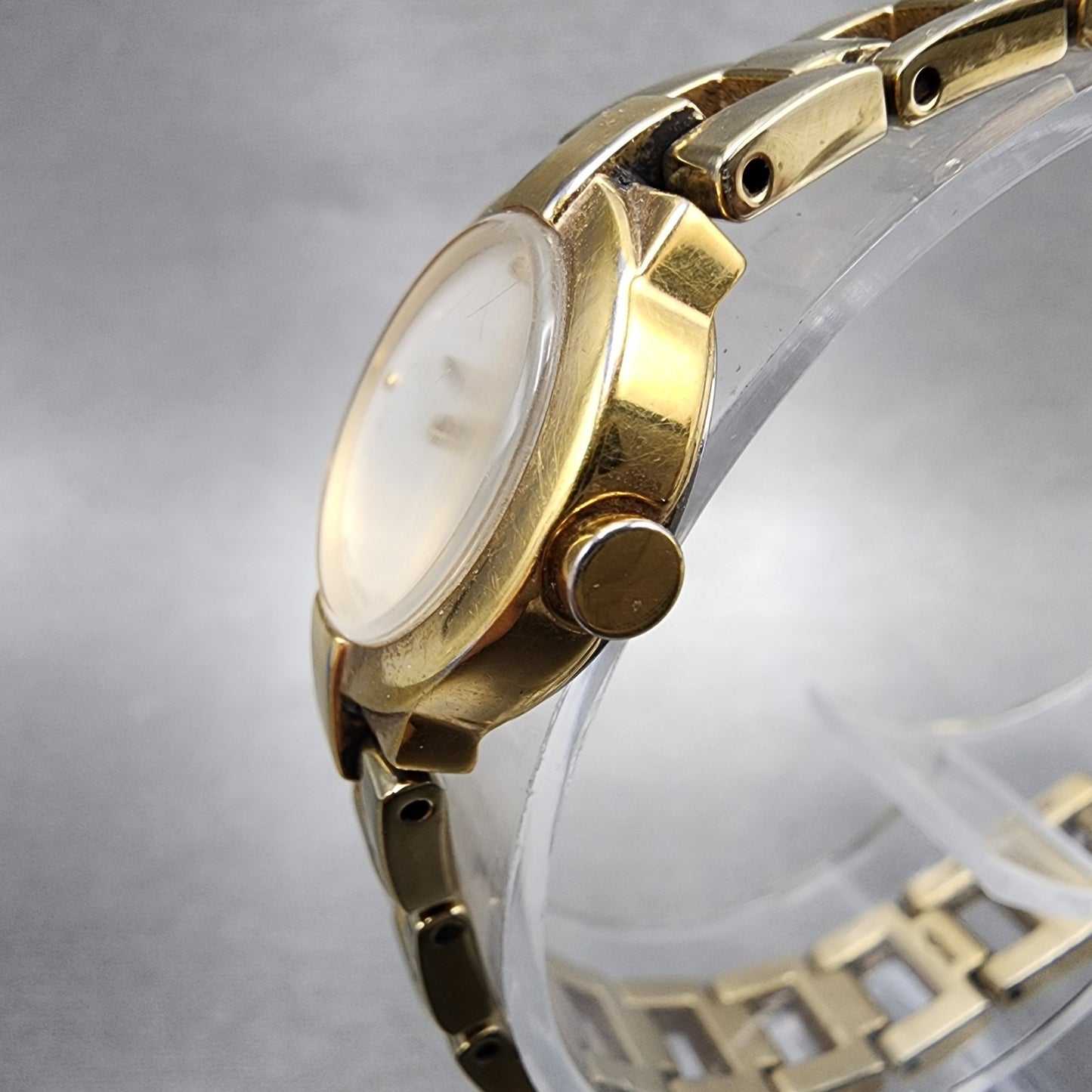 Seiko Watch Women 20mm White Dial Gold Tone Round 1N000GM0 New Battery2