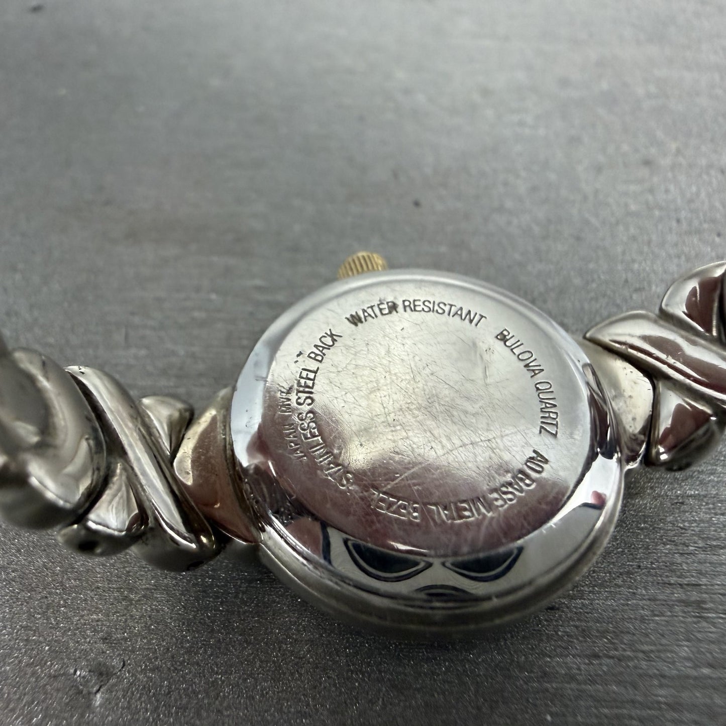 Bulova Watch Women 20mm White Dial Two Tone Round Bracelet 98T23 New Battery9