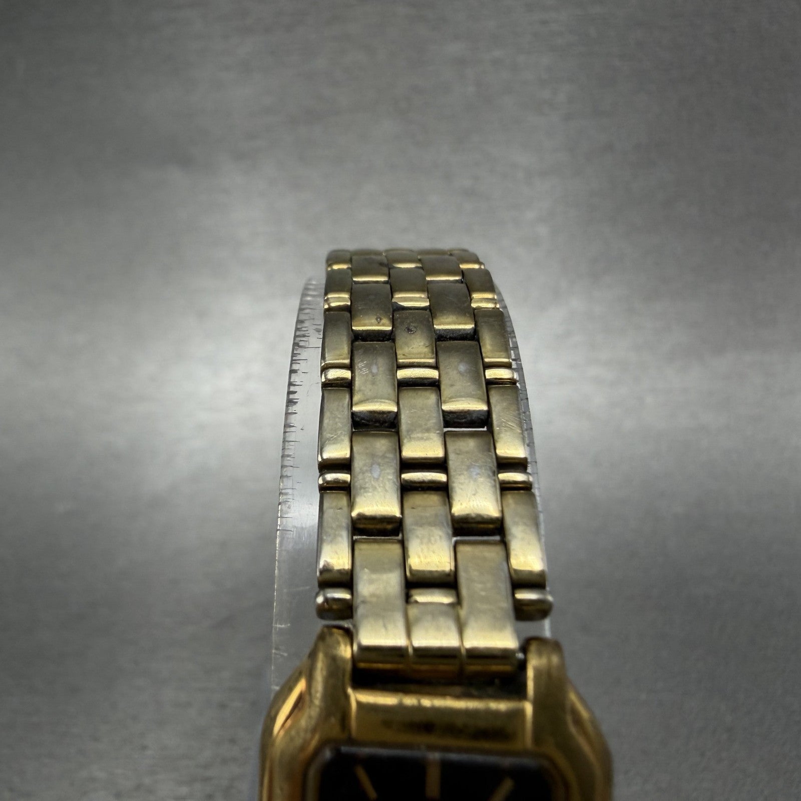 Seiko Tank Watch Women 17mm Black Dial Gold Tone Rectangle V400-5498 New Battery4