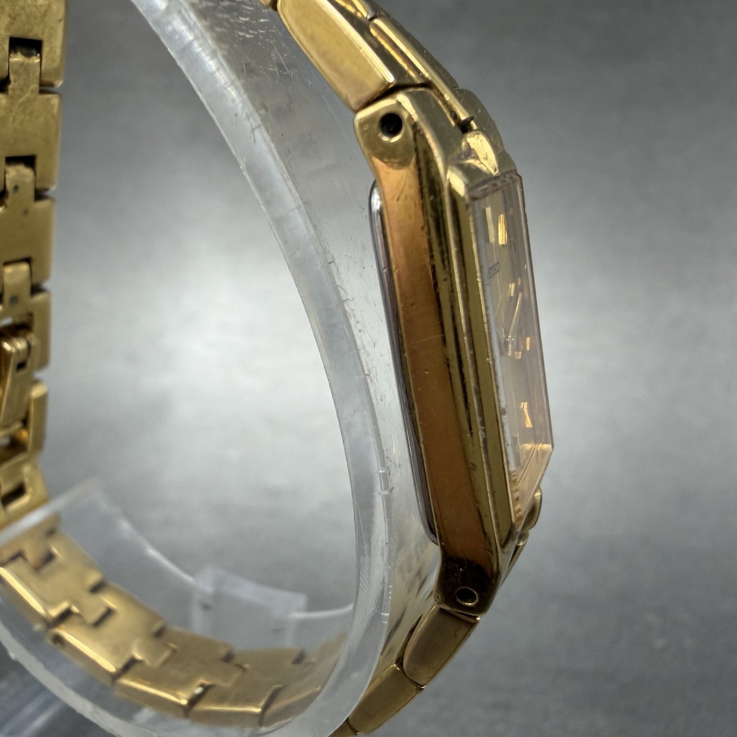 Seiko Watch Women 13mm Gold Dial Gold Tone Rectangle 2E20-7479 New Battery ABhbd3
