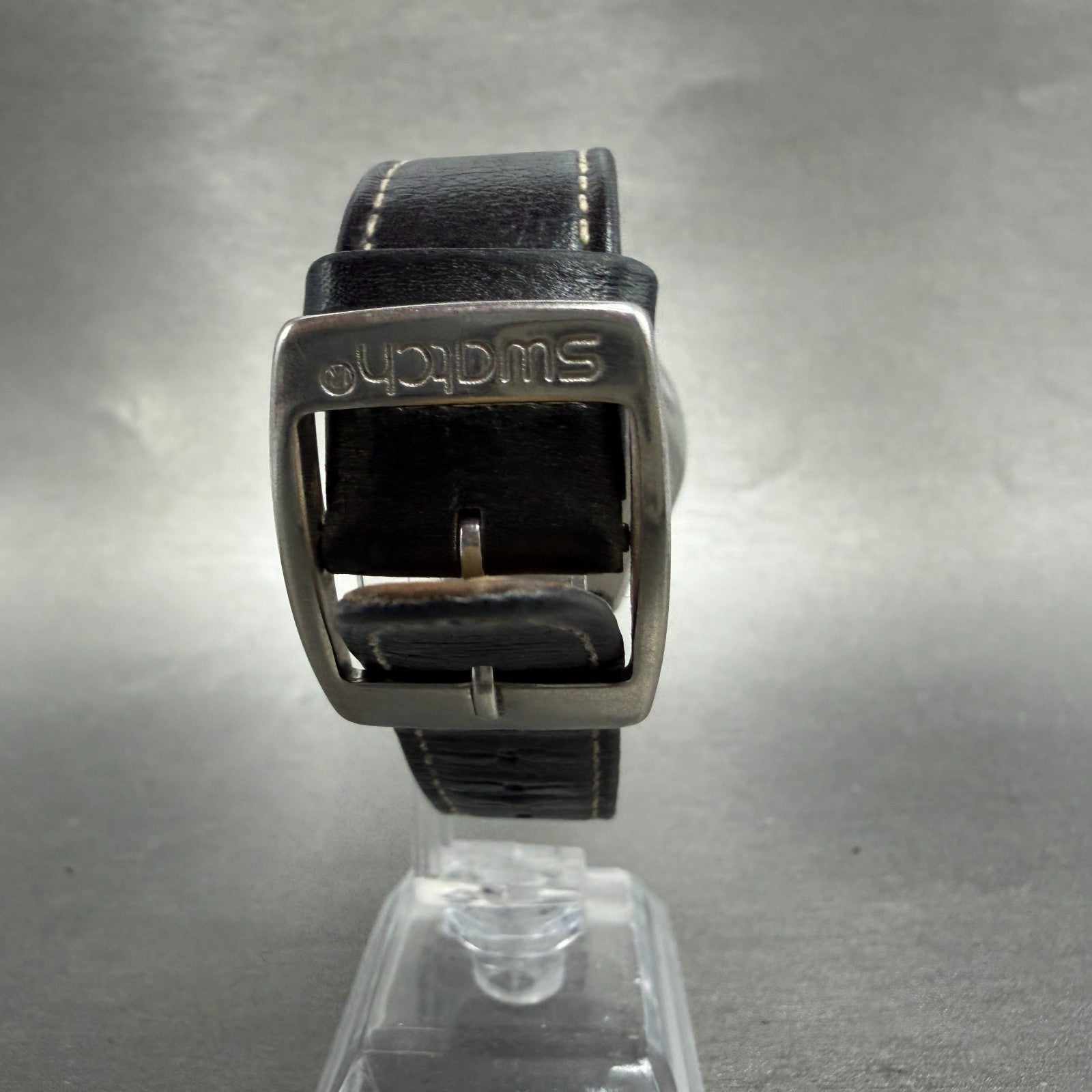 Swatch Irony Uomo d'Onore Watch Men 37mm Black Dial Steel Date Round New Batt AB7